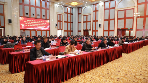 11月10日上午，，，，，，，，集团公司2023年度矿区铁路运输安全质量标准化工作会议-3